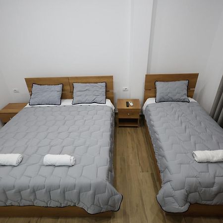 Guesthouse Aurel Berat Exterior foto